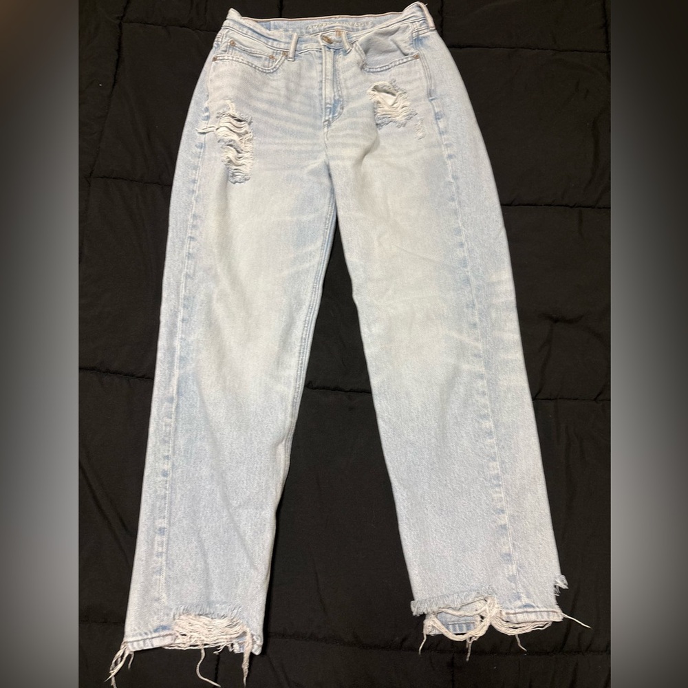 American Eagle High Rise Boyfriend Jeans